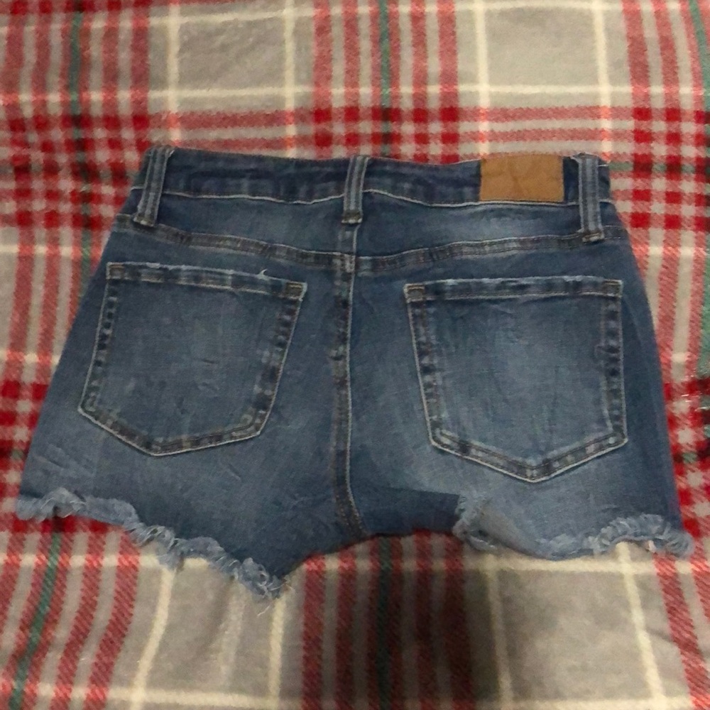 Shorts - Picture 2 of 2